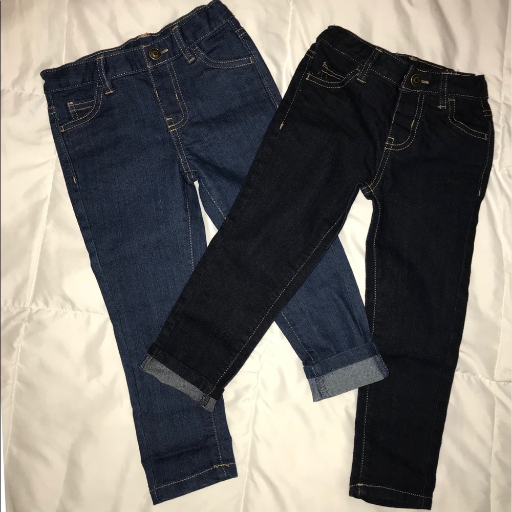 Lot of 2 Jeans, Size 3T
